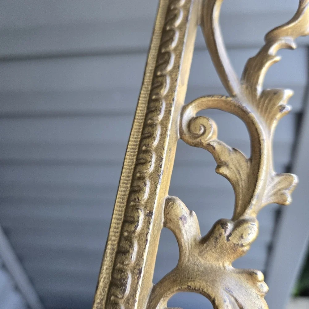 Vintage/Antique Shabby Chic Cast Iron Picture Frame  Easel Style EUC